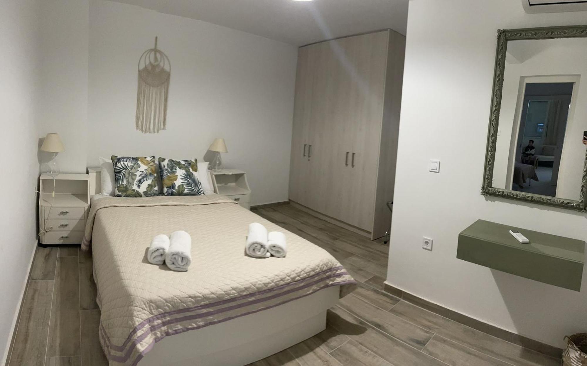 Piraiki Coastal Accommodation Pireu Exterior foto